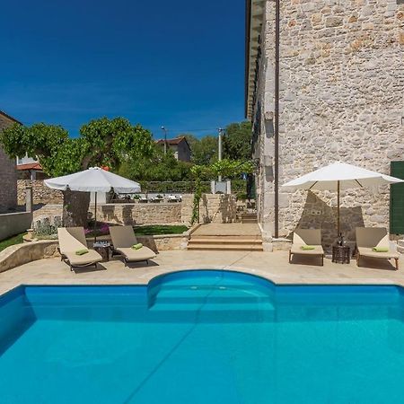 Beautiful Stone House - Villa Parentium With Private Pool Dračevac Екстериор снимка