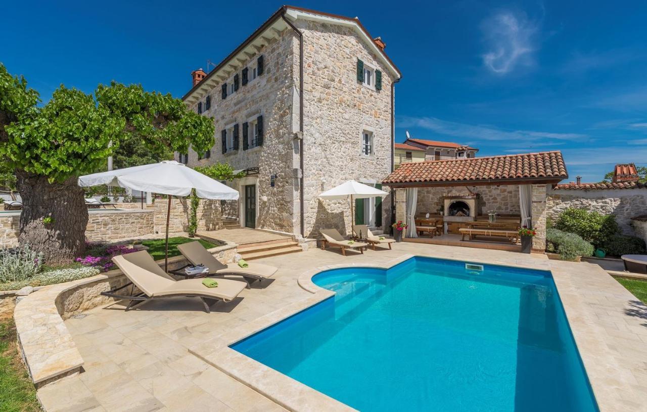 Beautiful Stone House - Villa Parentium With Private Pool Dračevac Екстериор снимка