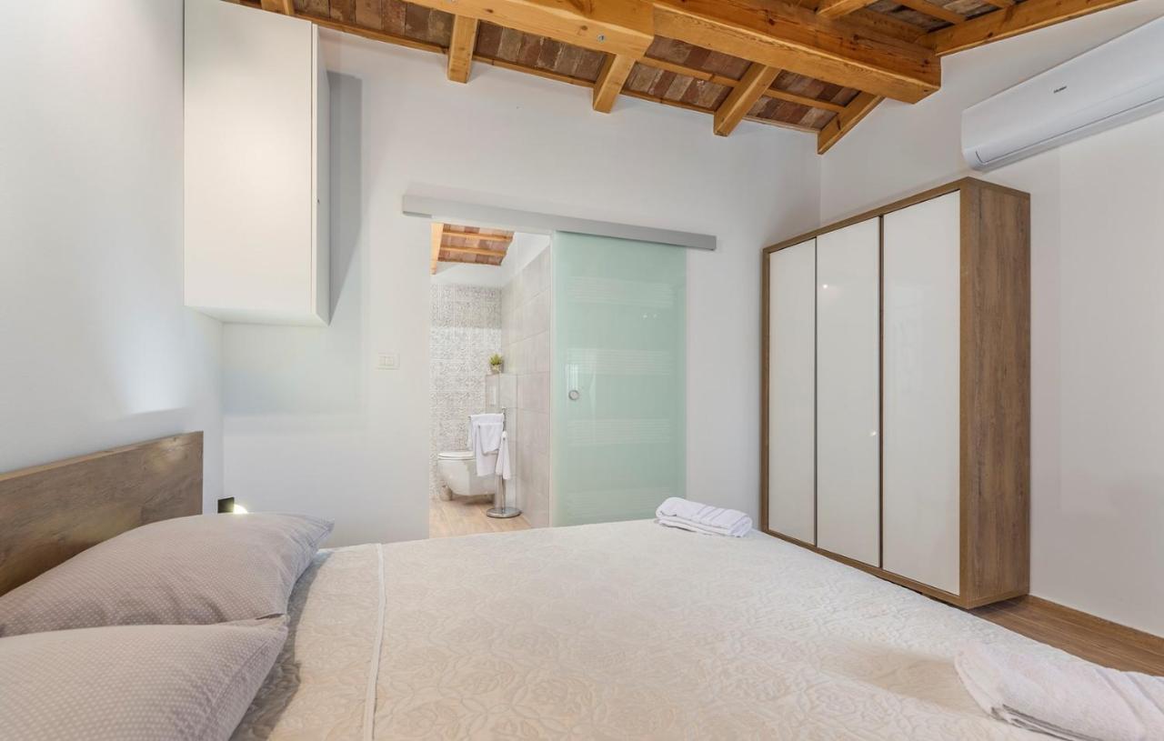 Beautiful Stone House - Villa Parentium With Private Pool Dračevac Екстериор снимка